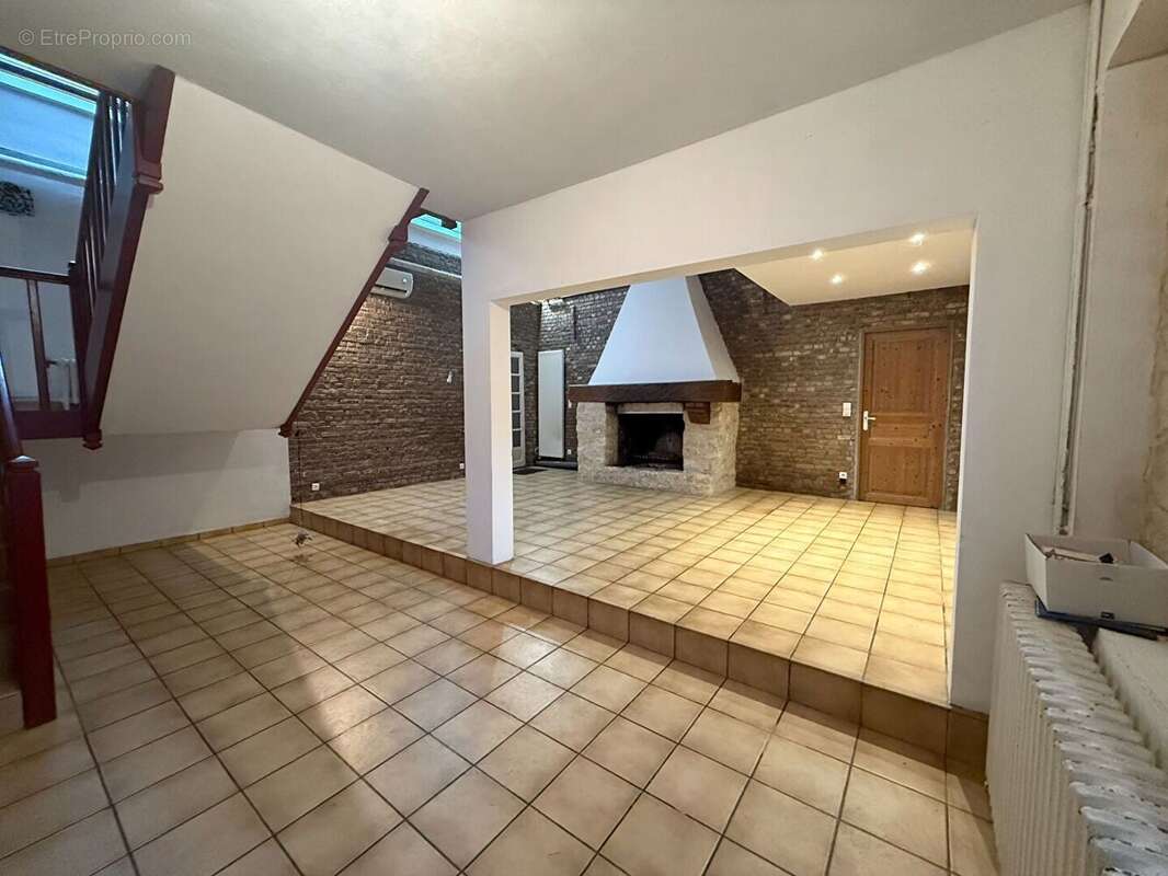 Maison Ully Saint Georges 10 pièce(s) 245 m2 - photo 2
