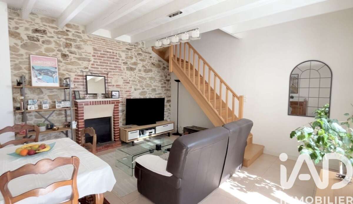 Photo 2 - Maison à SAUTRON