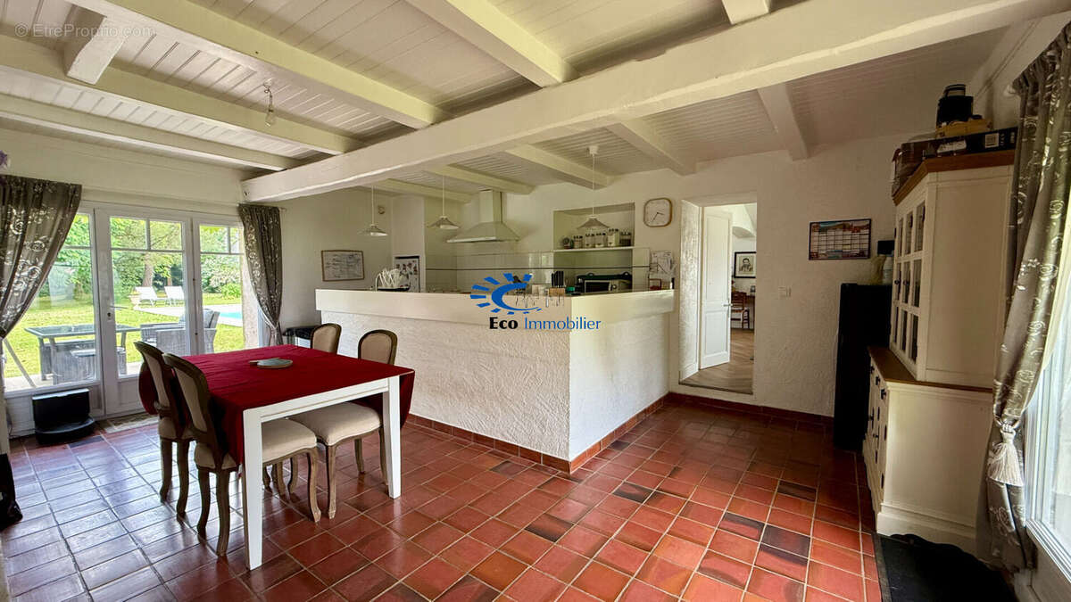 Maison à LA ROCHELLE