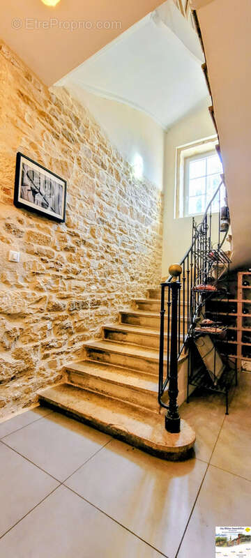 Maison à LIMAS