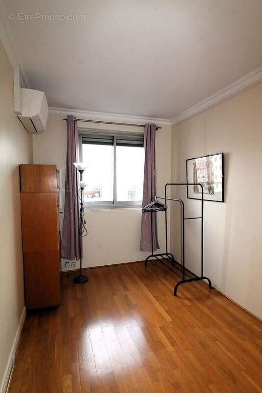 Photo 8 - Appartement à BOURG-LA-REINE