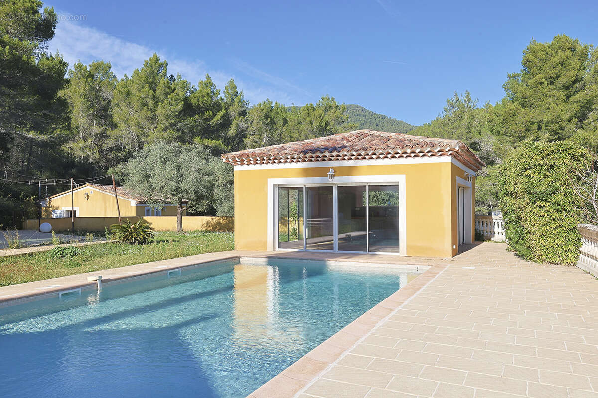 Maison à LA FARLEDE