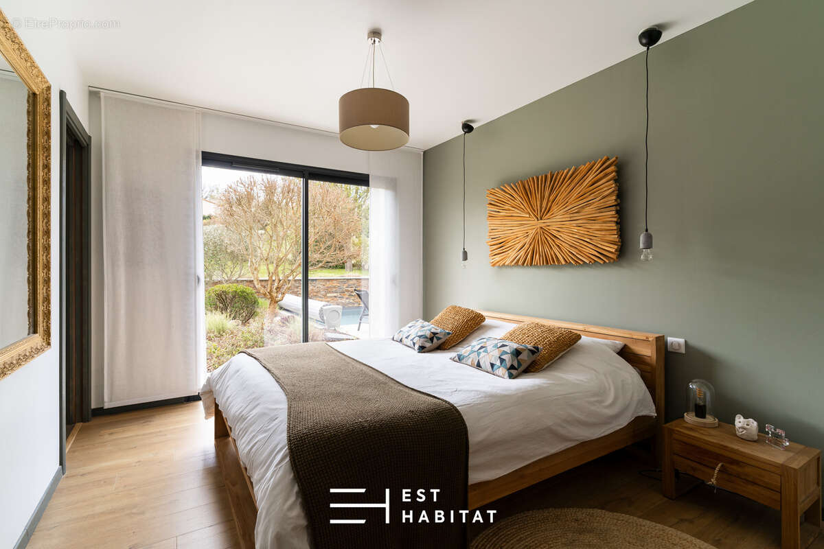 Maison contemporaine T6 Sainte Foy d'Aigrefeuille - photo 5