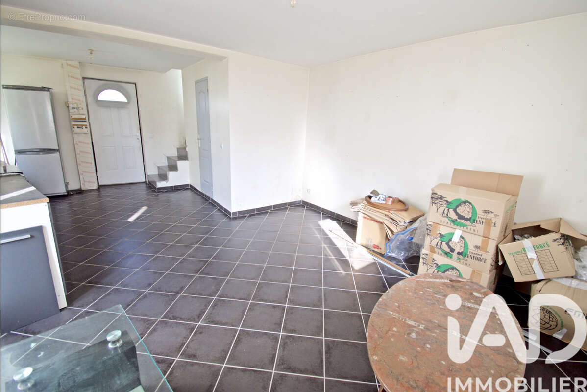 Maison 52 m² à Rouvres-Saint-Jean  - photo 9