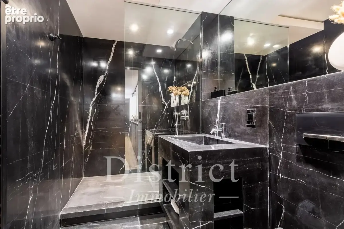Sur l'Avenue Montaigne. Pied-à-terre d’exception de 49m² - photo 8