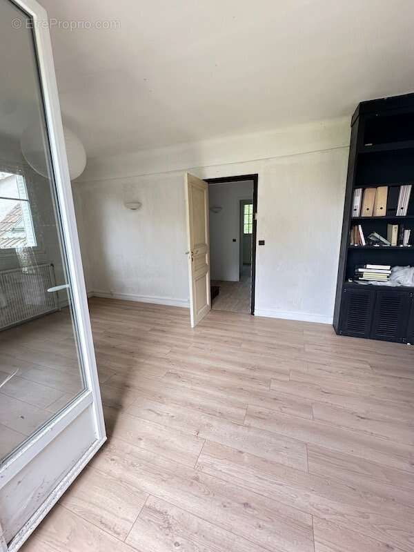 Maison à LES LOGES-EN-JOSAS