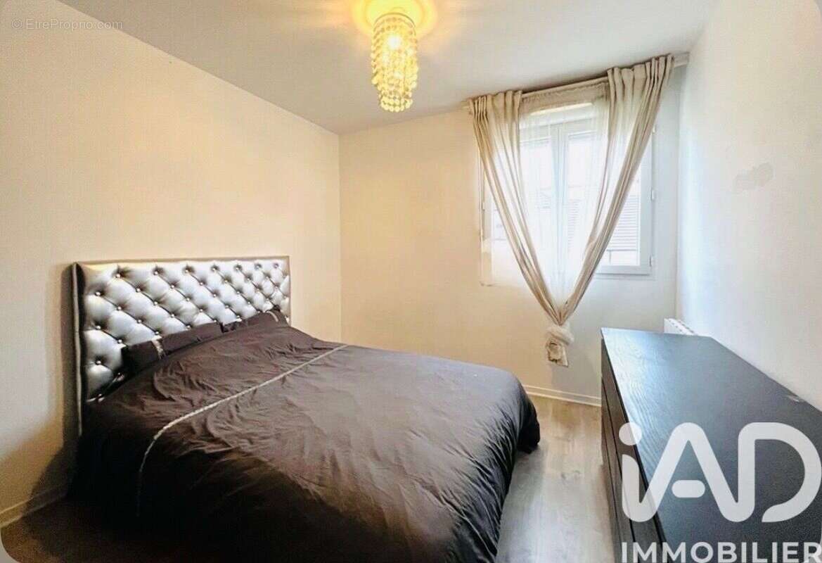 Photo 4 - Appartement à SAVIGNY-LE-TEMPLE