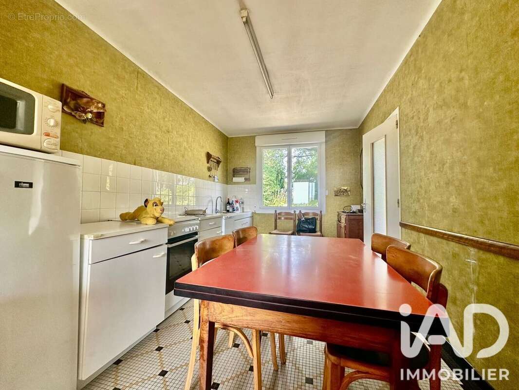 Maison 80 m² à Saint-Malo-De-Phily  - photo 9
