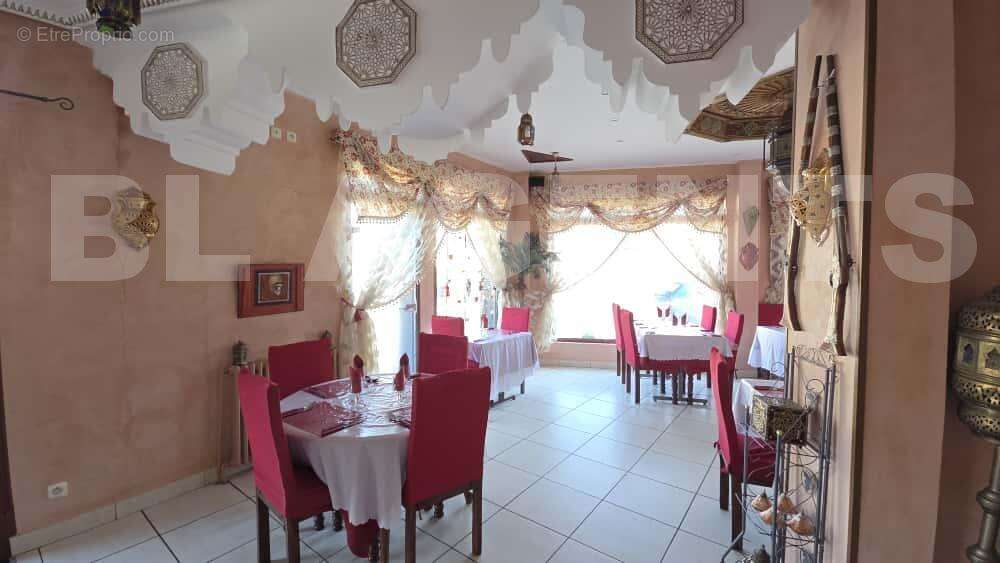 IMG-20251026-WA0005 - Commerce à SABLE-SUR-SARTHE