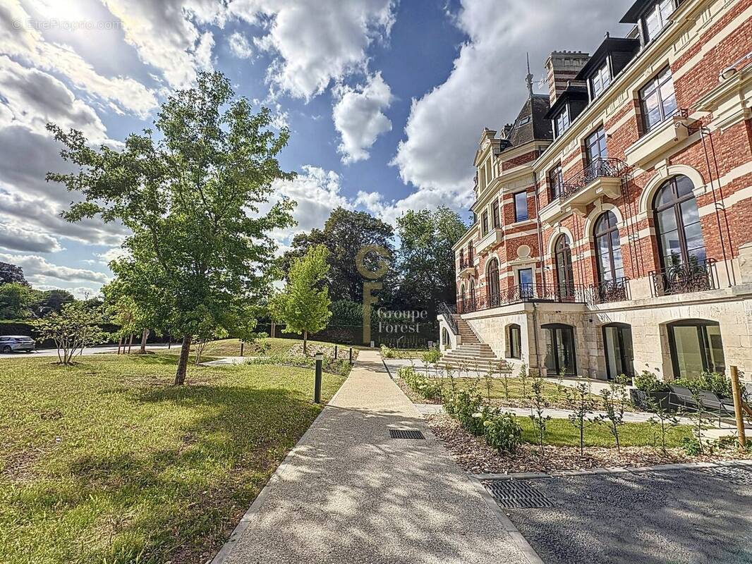Appartement à HEM