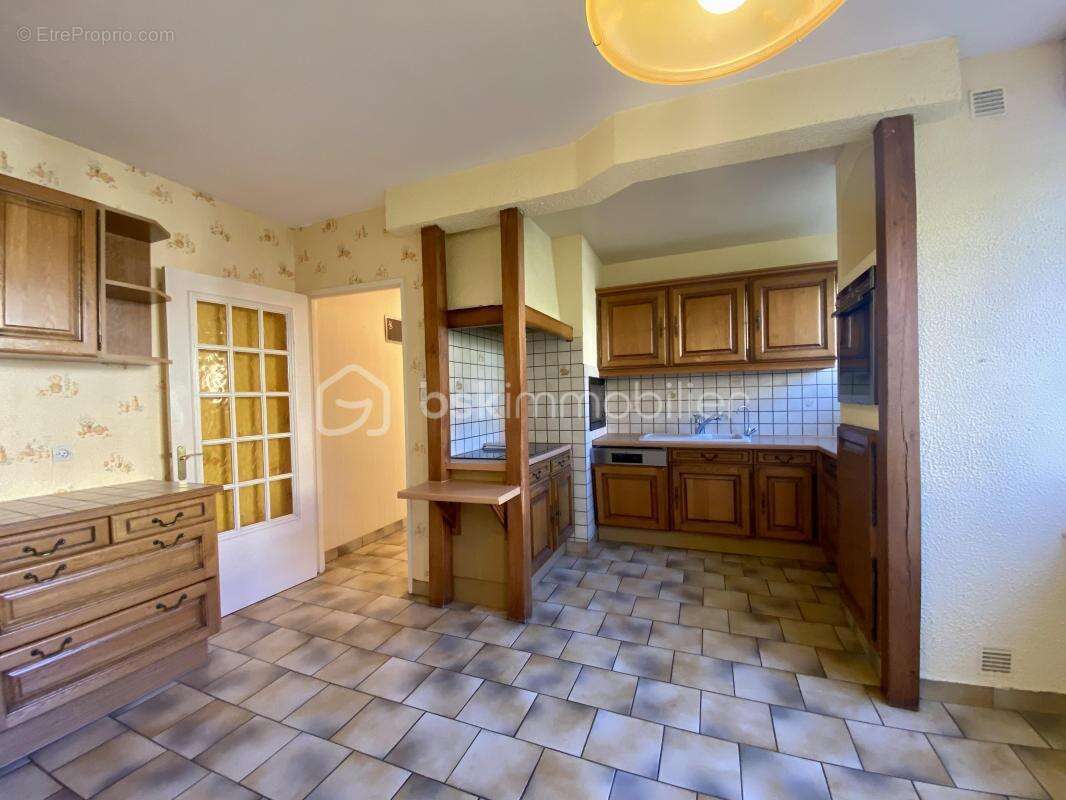 Maison à ARS-SUR-MOSELLE