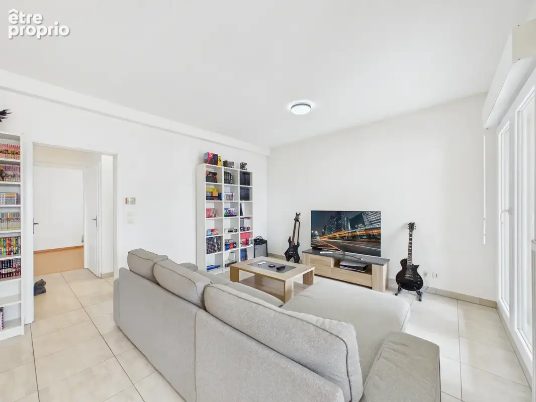 Talange   appartement t3 de 62 m2 avec terrasse couverte, balcon et parking privatif - photo 3