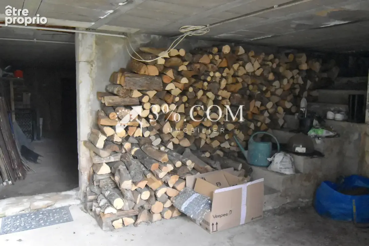 Maison de ville de 169 m2 avec grenier aménageable, jardin, garage et grande cave a gondreville. - photo 15