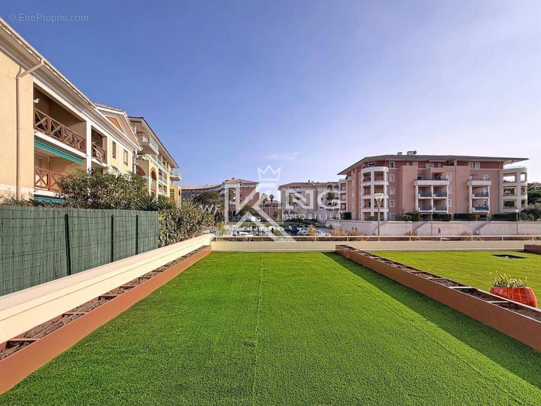 Appartement à FREJUS