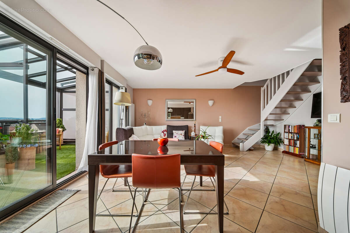 Appartement à SAVIGNY-SUR-ORGE