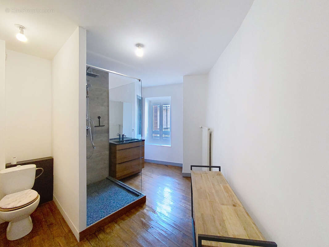 Appartement à ROUSSILLON