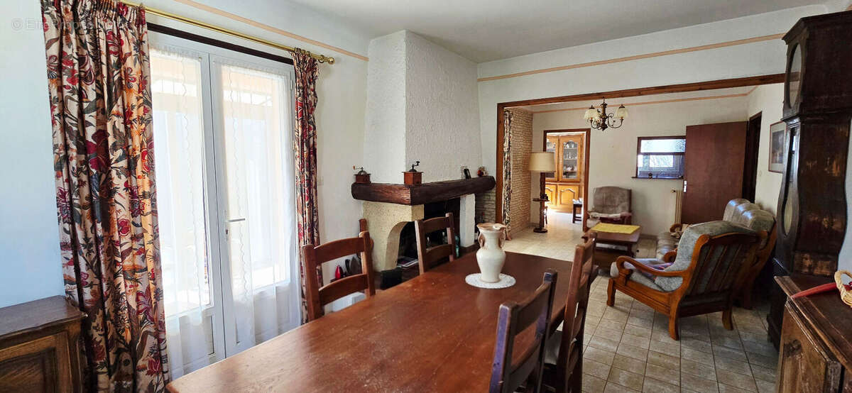 Maison à BAGNOLS-SUR-CEZE