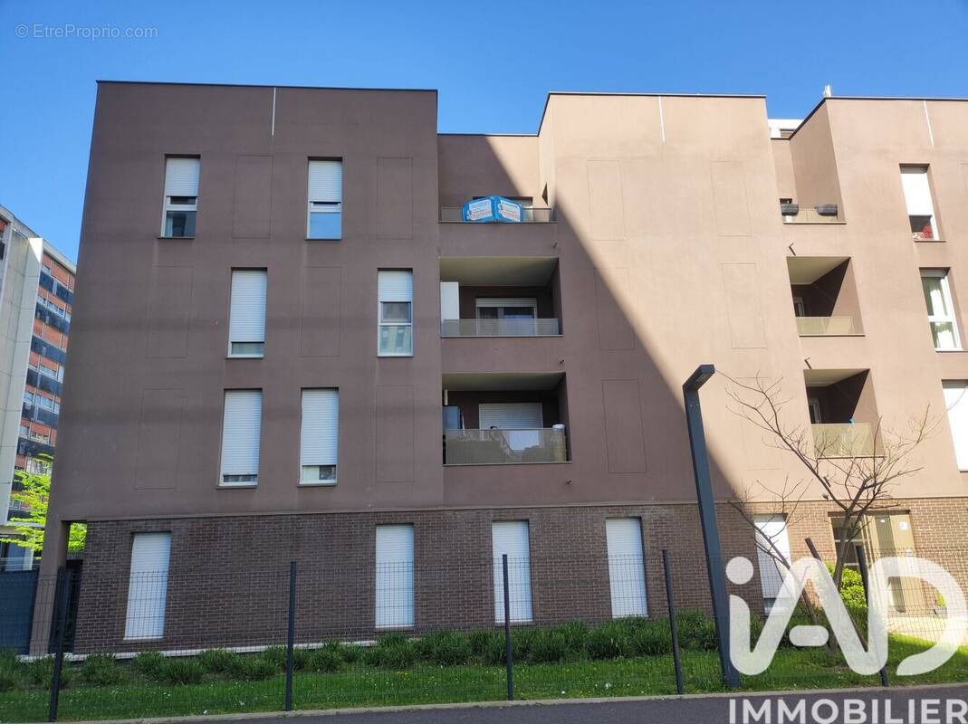 Photo 1 - Appartement à SARCELLES