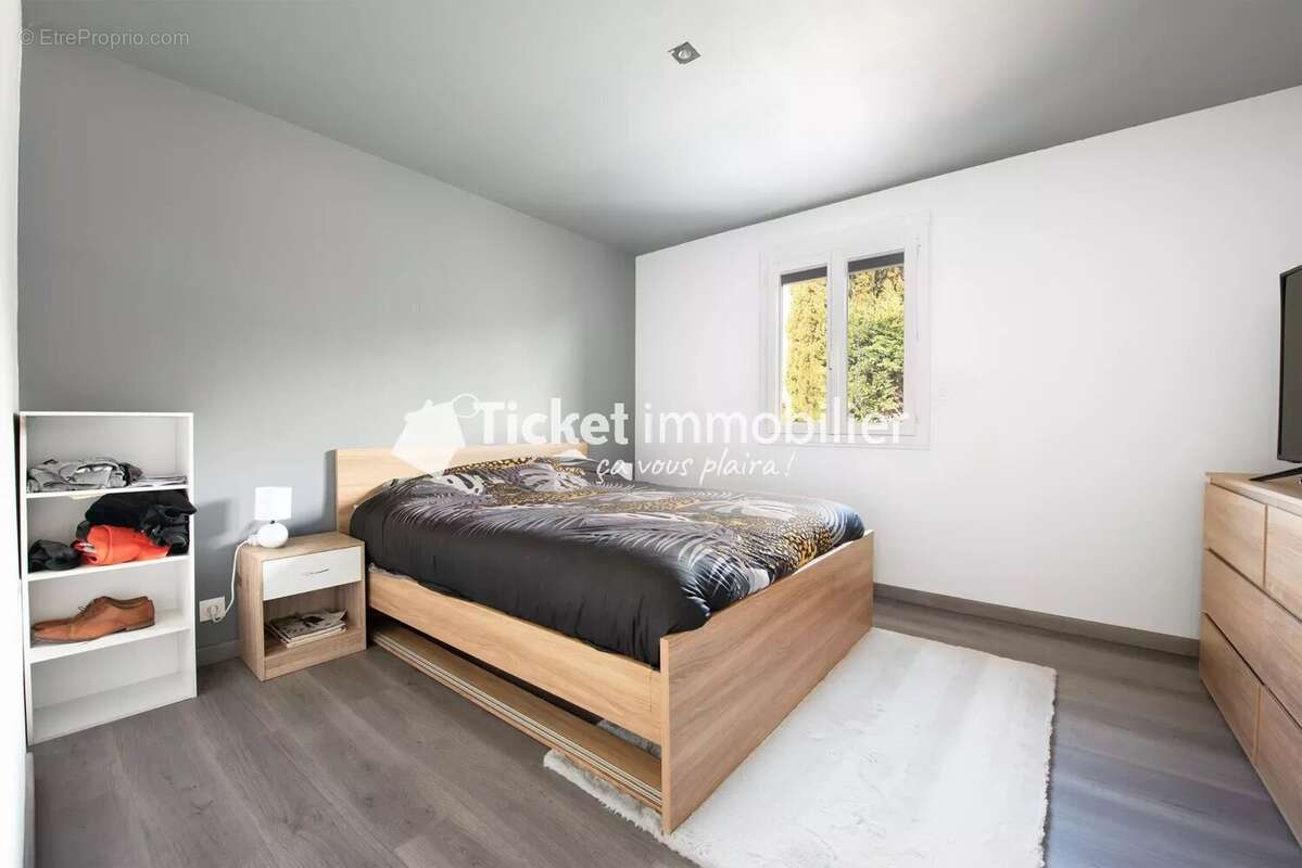 Maison à SAINT-JORY