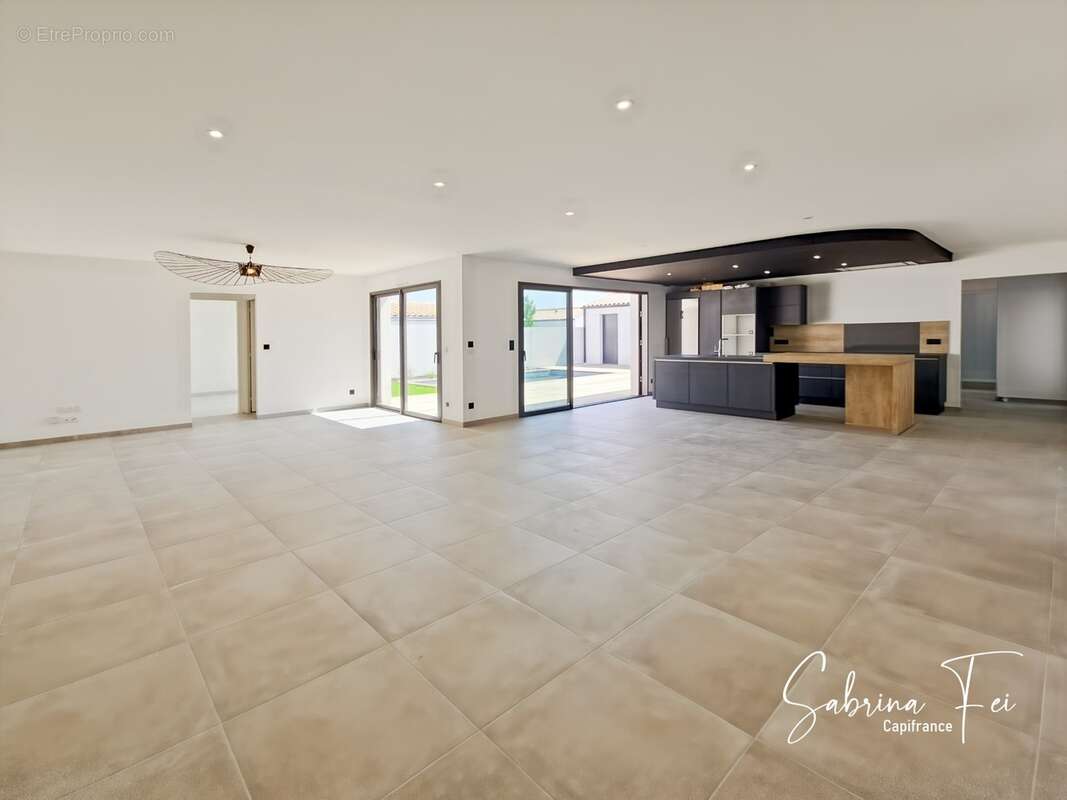 Maison contemporaine de standing – 145 m² environ – Piscine chauffée – Andilly - photo 7