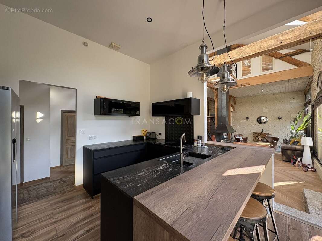 Maison à VERNOU-SUR-BRENNE