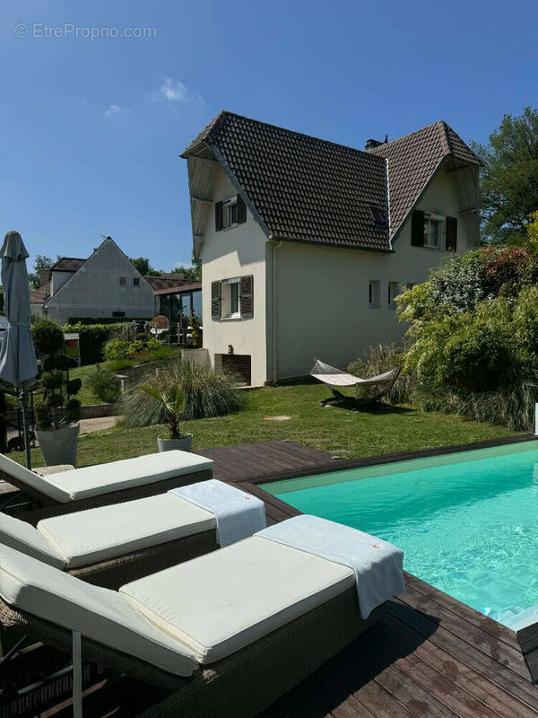 Maison à FEUCHEROLLES