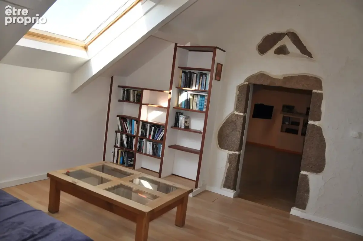 Charmante maison de campagne avec 2,5 hectares de prairie à Châtelus - photo 10