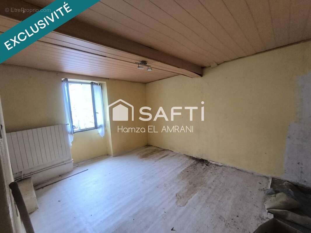Maison 100 m² à Ravel  - photo 3