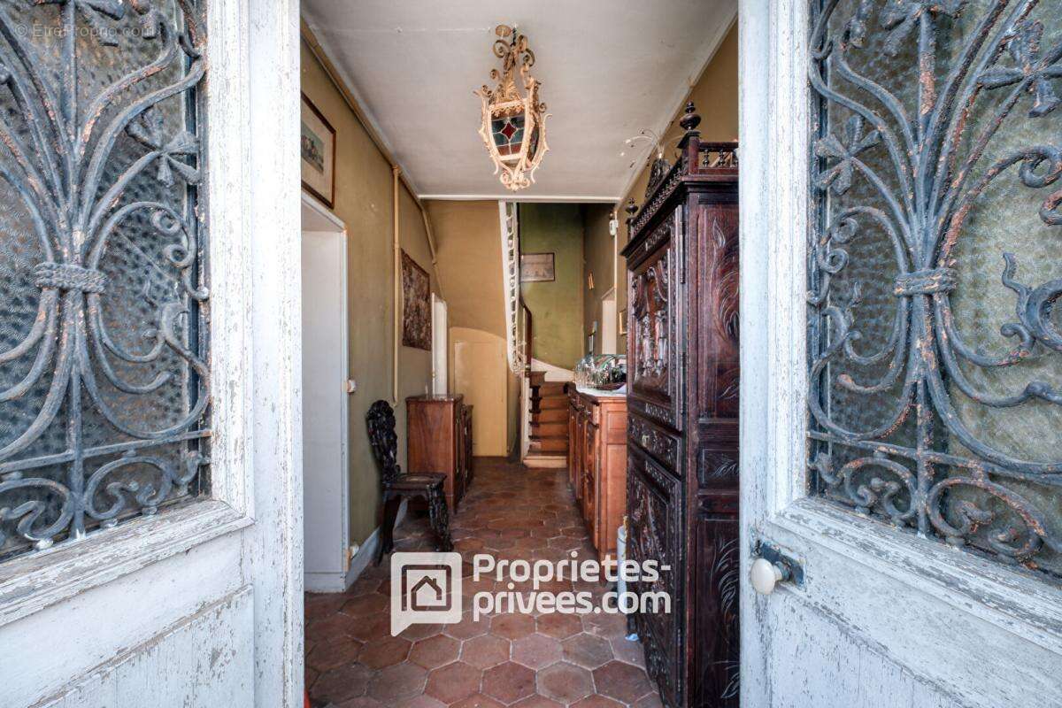 Maison à FONTENAY-LES-BRIIS