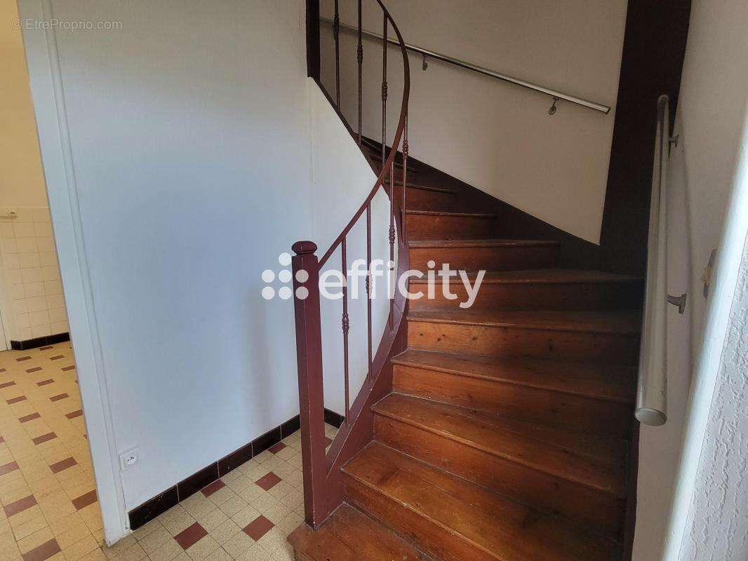 Maison à GUILHERAND-GRANGES