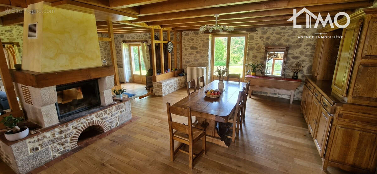 n°5 - Maison à FLAVIGNAC