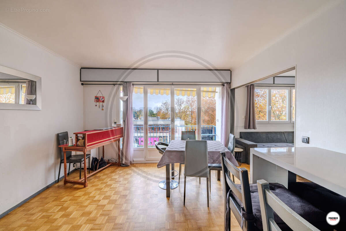 Appartement à MEULAN