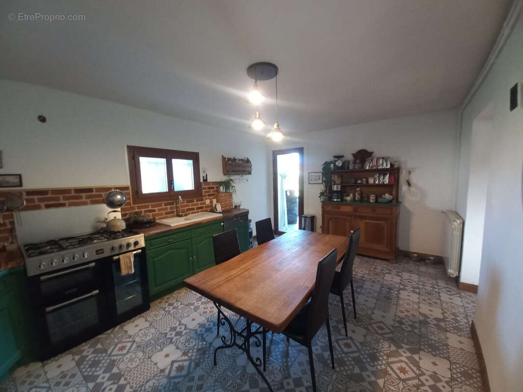 Maison à TRIE-SUR-BAISE