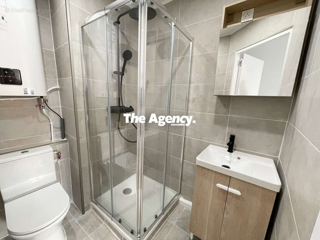 Appartement à MARSEILLE-1E