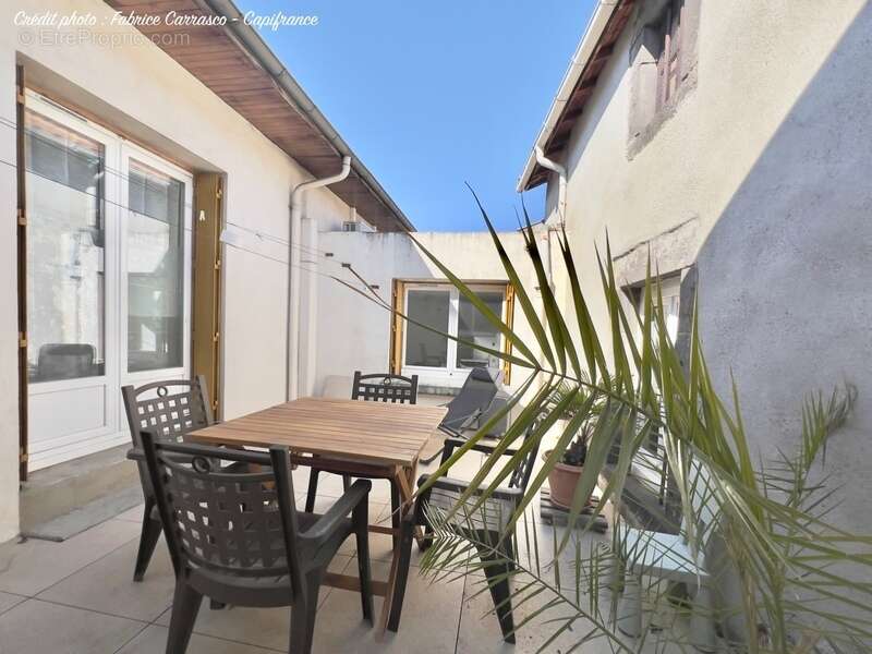 Maison à SAINT-BONNET-PRES-RIOM