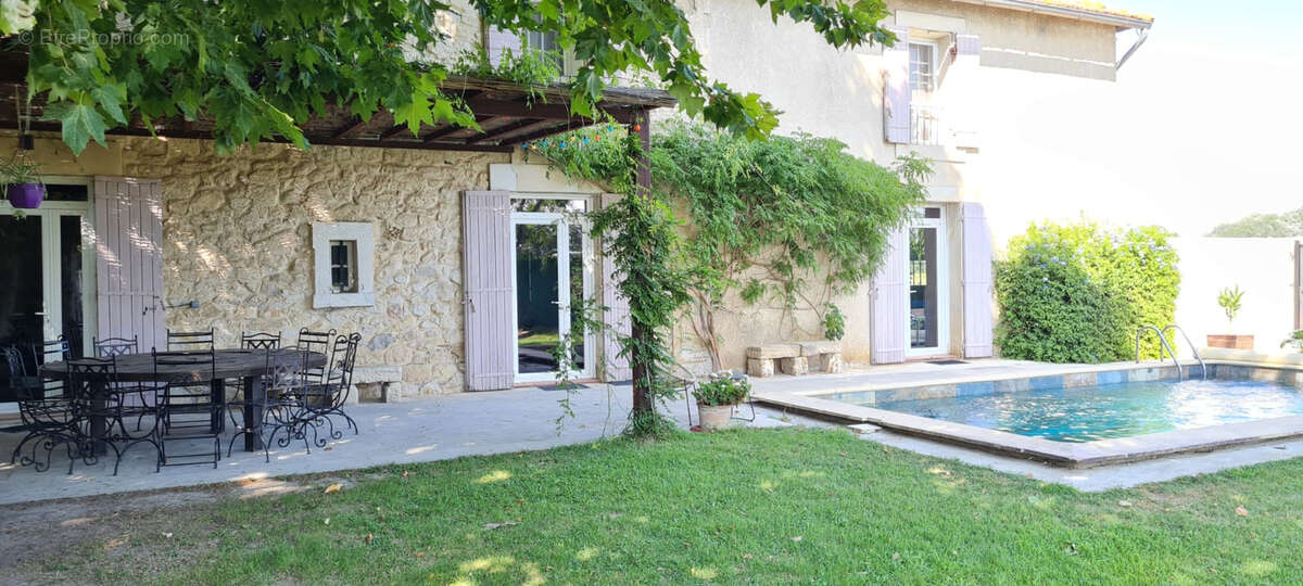 Maison à BEAUCAIRE