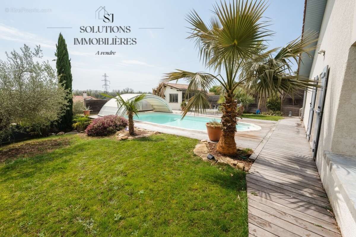 Maison à CLONAS-SUR-VAREZE