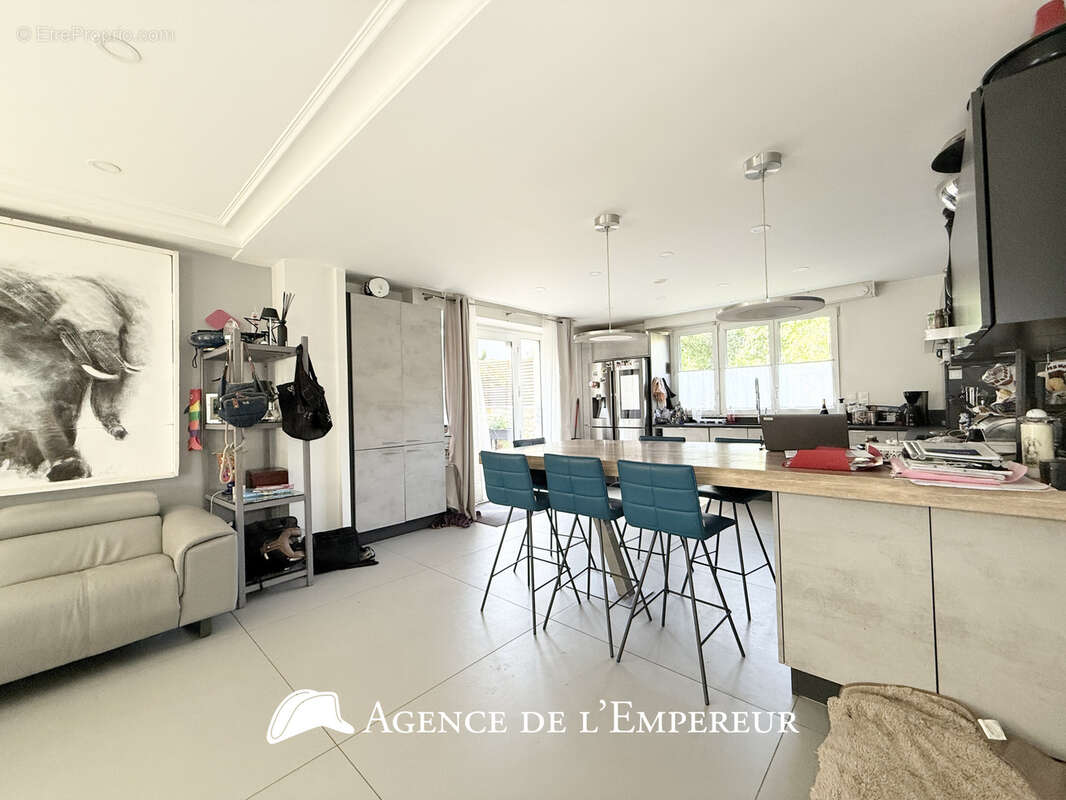 Appartement à RUEIL-MALMAISON