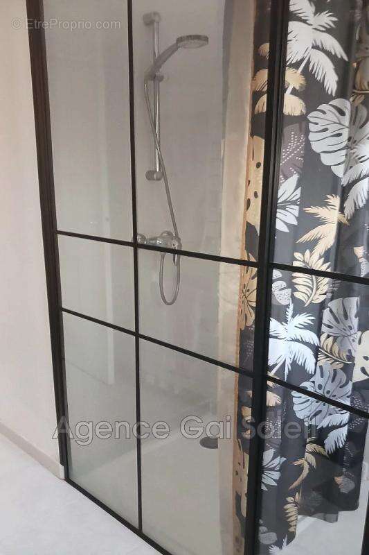 Maison à NISSAN-LEZ-ENSERUNE