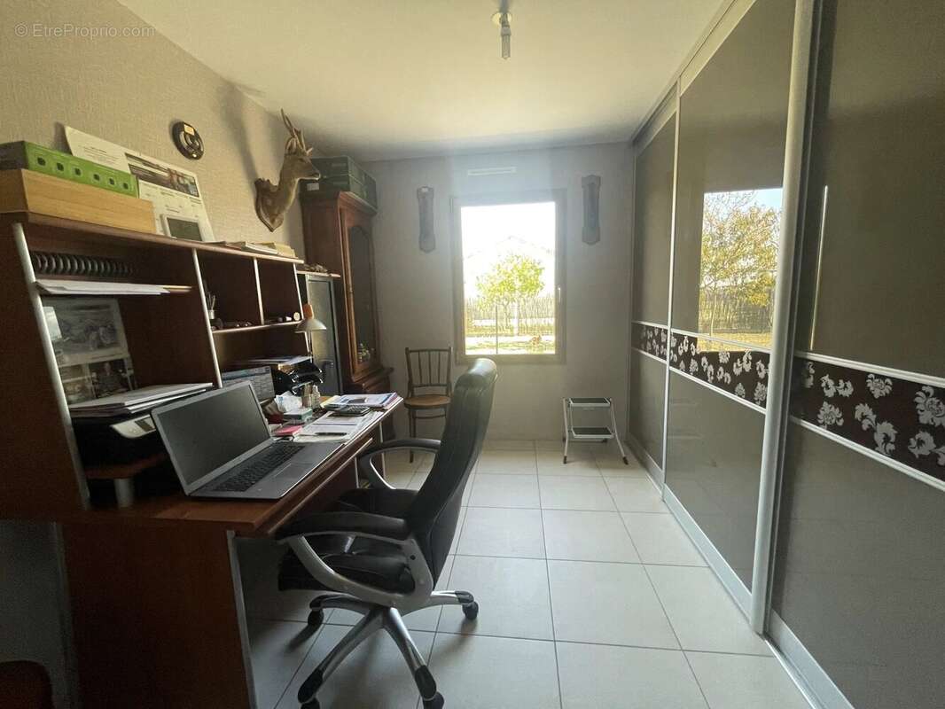 Maison à MONTREUIL-BELLAY