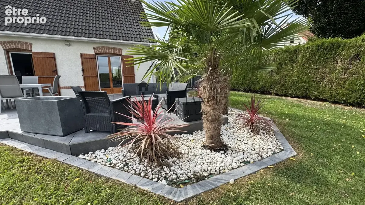 Maison à CROISILLES