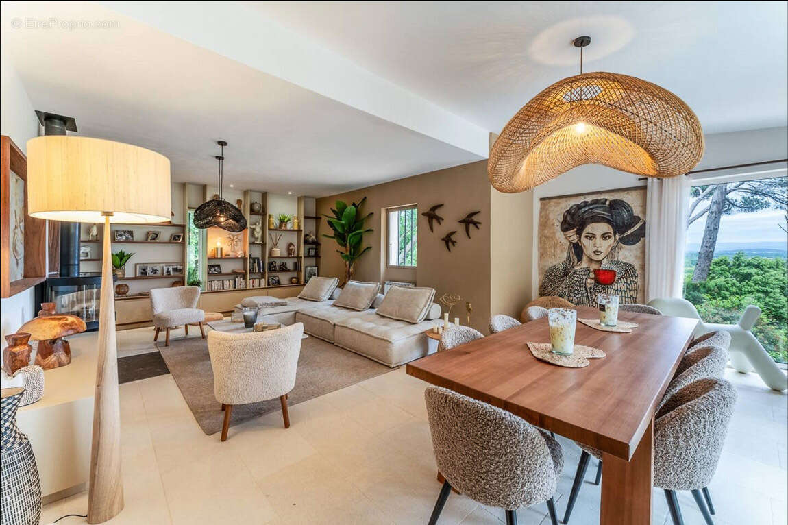 Maison à VILLENEUVE-LES-AVIGNON