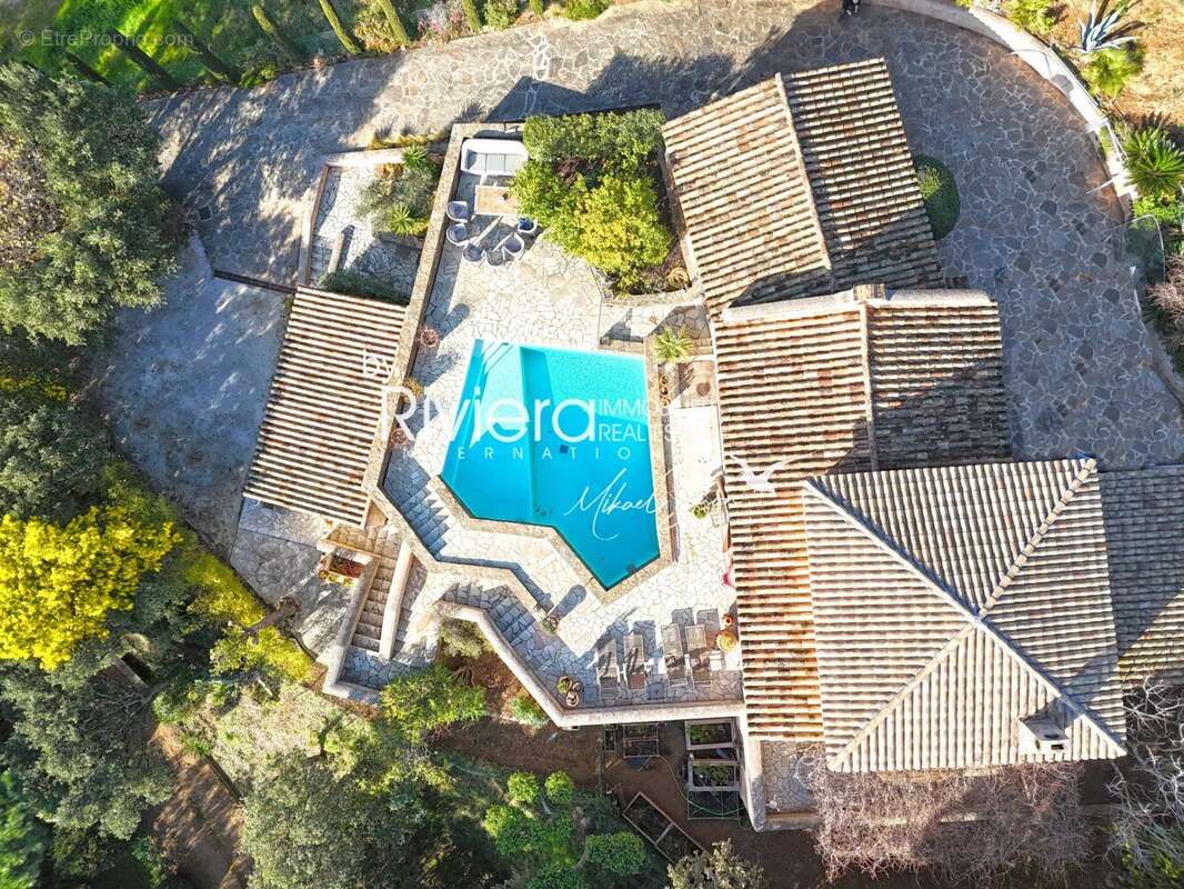 Maison à LA CROIX-VALMER