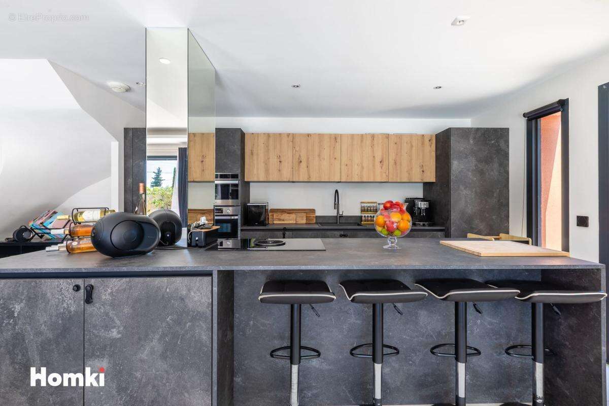 Maison/Villa T4 de 102 m2 à Grasse 06130 - photo 6