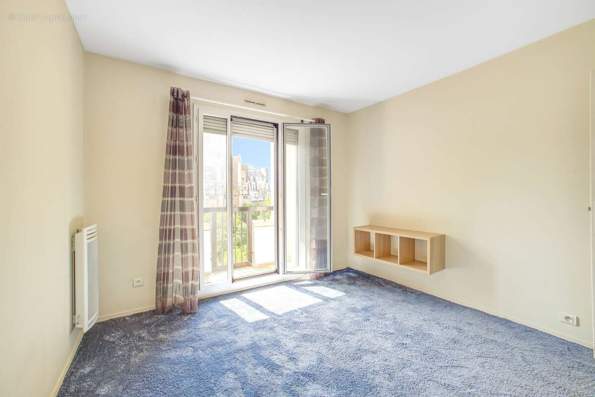 Appartement à PARIS-12E