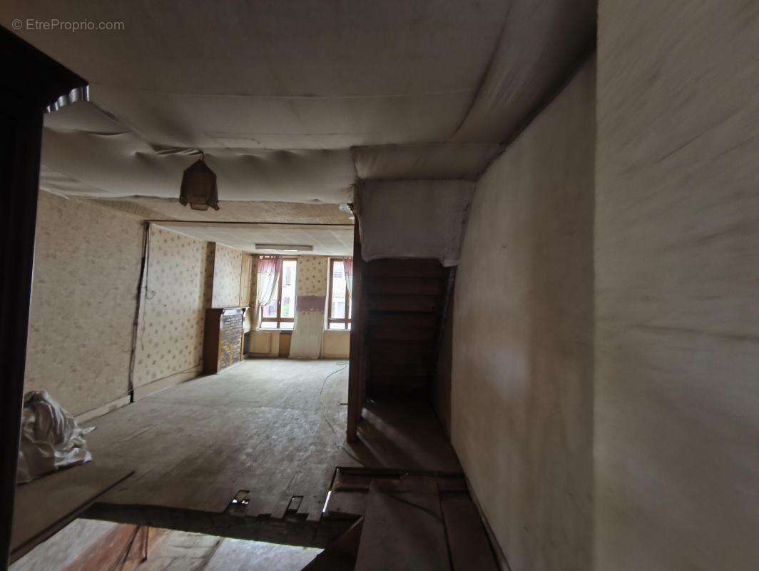 Appartement à LUXEUIL-LES-BAINS