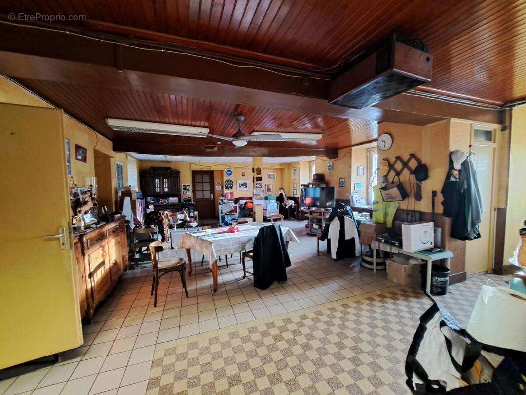 Maison à MEHUN-SUR-YEVRE