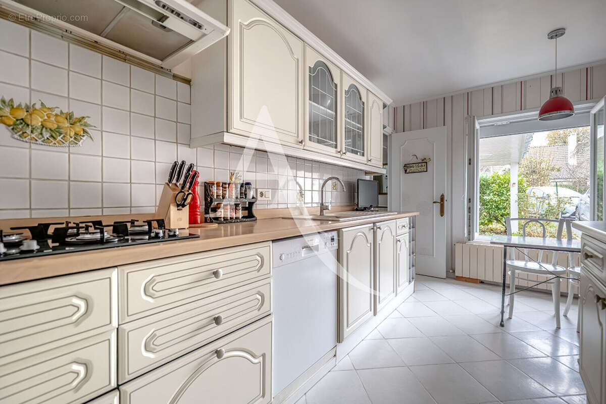 Maison à LIMEIL-BREVANNES