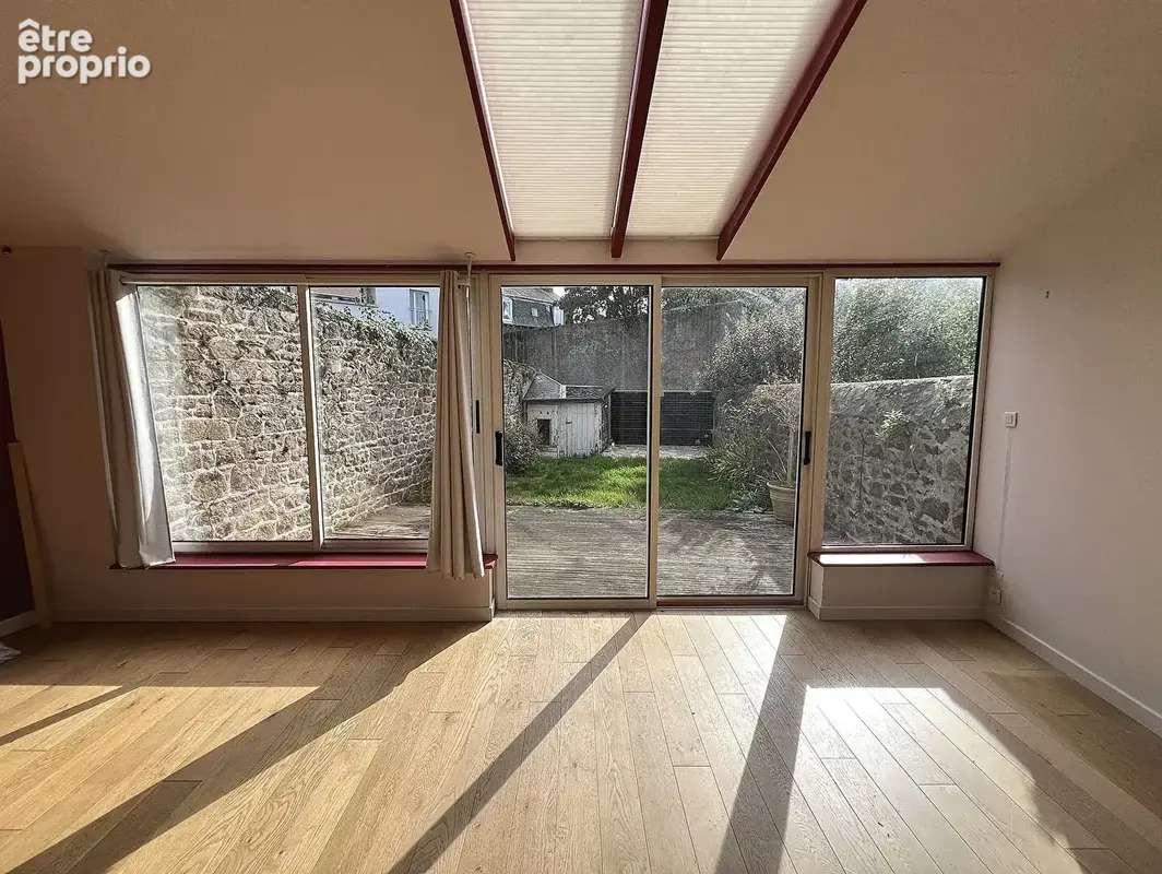 Maison de ville sur 152m2 de terrain - photo 2