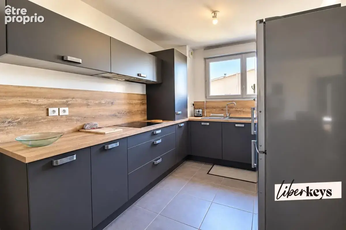 Appartement T4 – 75 m² – 2 terrasses – 2 stationnements privatifs – Marignane - photo 4